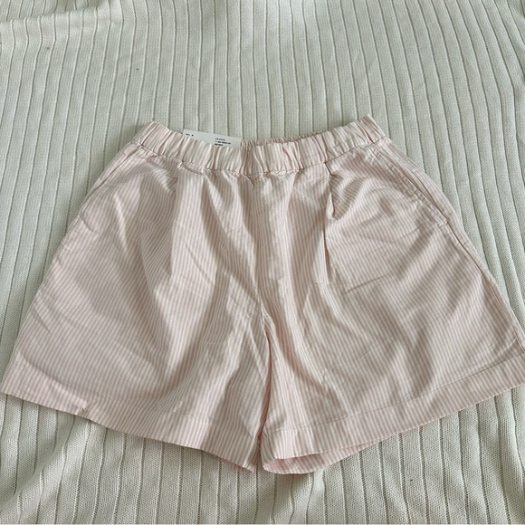 Uniqlo Cotton Pink and White Stripe Easy Shorts 3" - Picture 1 of 7